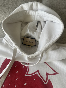 Толстовка Gucci, оригинал. Продано (2 фото из 3)