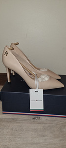 Tommy Hilfiger kingad, suurus 36 (3 foto / 7)