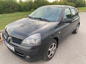 Renault Clio 1.1 16V 55KW (12 foto / 13)