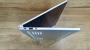 Razer 13 Gaming Laptop (2021) (5 foto / 6)