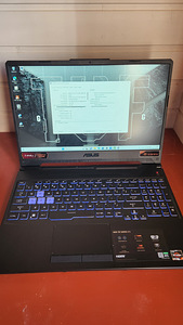 ASUS TUF Gaming A15 15,6'' FHD 144Hz Ryzen 7 16GB (1 foto / 5)