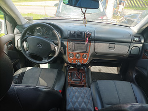 Mercedes-Benz ML 270 (4 foto / 4)