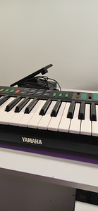 Синтезатор Yamaha PSR-22 (1 фото из 4)