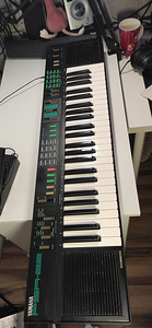 Синтезатор Yamaha PSR-22 (2 фото из 4)