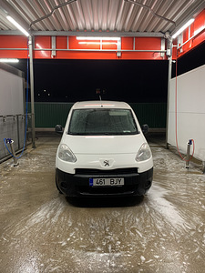 Peugeot partner 1.6 (72kw) 2013a (1 foto / 5)