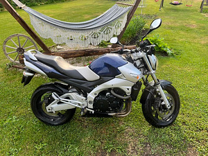 Suzuki GSR 600 (1 foto / 5)