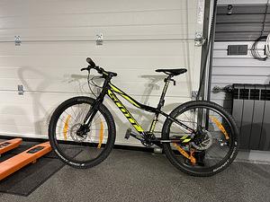 2016 Scott Scale RC JR 24 Boys Bike (2 foto / 3)