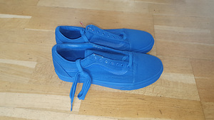 Синие кеды Vans (3 фото из 3)