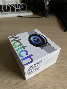 Galaxy Watch Active НОВЫЙ (3 фото из 3)