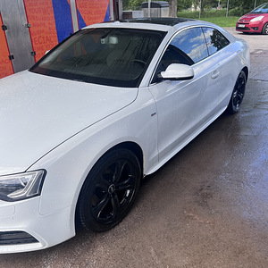 Müün Audi A5 kupee. aasta 2012 . (4 foto / 9)