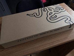 Razer Клавиатура, Мышь и Коврик (7 фото из 10)