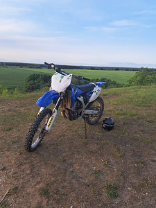 Yamaha yz450f 2008 (1 foto / 8)