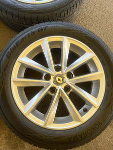 5x114 Renault veljed rehvidega (4 foto / 7)