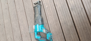 Makita DJR187 tiigersaag (2 foto / 2)