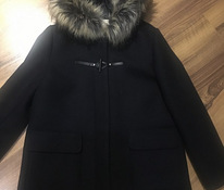 Новое Zara пальто, размер 140