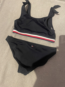Tommy Hilfiger ujumisriiete komplekt, suurus 14-16 a (2 foto / 2)