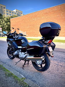 Yamaha FJR 1300 R4 107 hj (4 foto / 10)