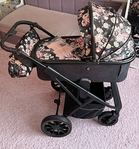 Продаю нашу любимую коляску Cavoe Axo Style (La Rose) (1 фото из 4)