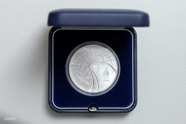 Эстонская серебряная памятная монета 12 евро 2012, Олимпийские игры в Лондоне (фото #1)