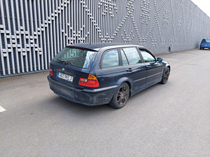 BMW 320D E46 (1 foto / 12)