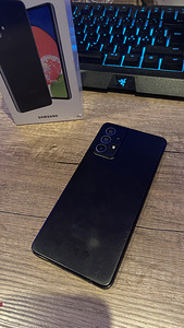 Samsung Galaxy A52s 5G 128gb (2 foto / 5)