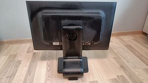 Monitor HP LA2306x (2 foto / 3)