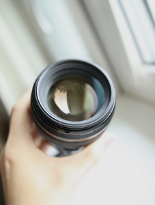 Canon EF 85мм f/1.8 (2 фото из 3)