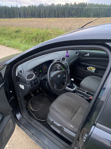 Ford Focus 1.6tdci 66kw 2006 (12 foto / 13)