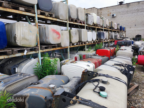 Veoauto kütusepaagid erinevad surused / Fuel tanks