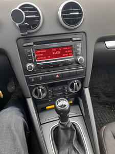 Продам Audi A3 1.6 77кВ (7 фото из 9)