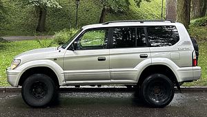 Toyota Land Cruiser (2 foto / 12)