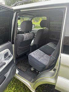 Toyota Land Cruiser (10 foto / 12)