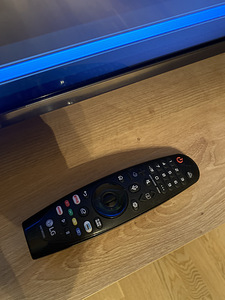 LG 75” 4K UHD Smart TV (3 foto / 3)