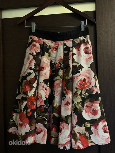 Продам почти новую юбку LIU.JO (фото #1)