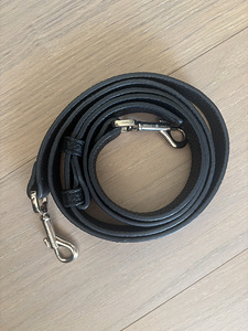 Продам оригинальную сумку Tommy Hilfiger (5 фото из 5)
