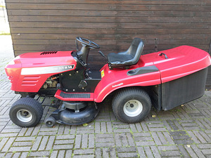 Murutraktor JONSERED ICTH16 (3 foto / 5)