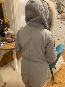 Parka xs, vooder naturaalsest rebasenahast, krae sinirebasen (3 foto / 3)