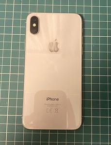 iPhone x 64GB (1 foto / 2)