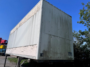 Продается фургон: VOLVO FH12 1-серия 1998 г. (1 фото из 5)