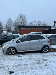 Mercedes-Benz B170 (2 foto / 6)