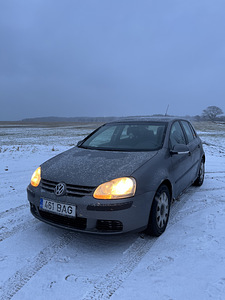 Volkswagen Golf 5 (2 foto / 12)