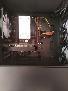 Xeon E5-2676/X99/16GB RAM/SSD 500GB/GeForce GTX 1050Ti 4GB (8 foto / 10)