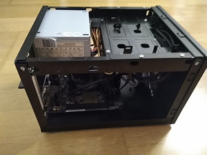 ITX size/Intel G4400/H110/16GB RAM/SSD 120GB (5 foto / 9)