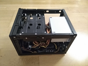 ITX size/Intel G4400/H110/16GB RAM/SSD 120GB (8 foto / 9)