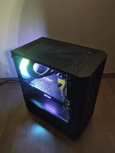 Xeon E5-2680/X99/32GB RAM/SSD 512GB/GTX 1070 8GB (1 foto / 10)