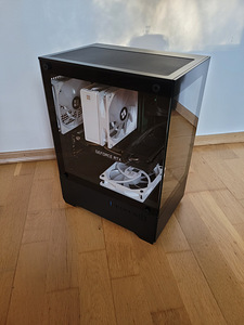 Ryzen 5 7600/B650M/32GB RAM/SSD 512GB/RTX 2060S 8GB (3 foto / 10)