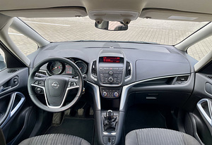 Opel Zafira Turbo 1.6 Bensiin / või CNG-gaas, 110kW (5 foto / 12)