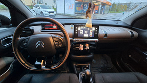 Citroen C4 Cactus 1.2 81kW (4 foto / 5)