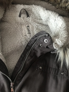 Зимняя парка H&M s.170 (3 фото из 4)
