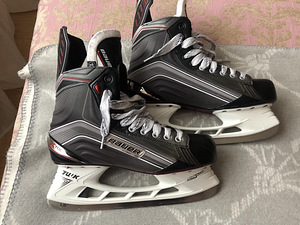BAUER VAPOR X700 (10.5 D) (1 foto / 7)